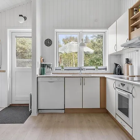 بيت للعطل 1114-ringkobing-hjelmevej-11 *